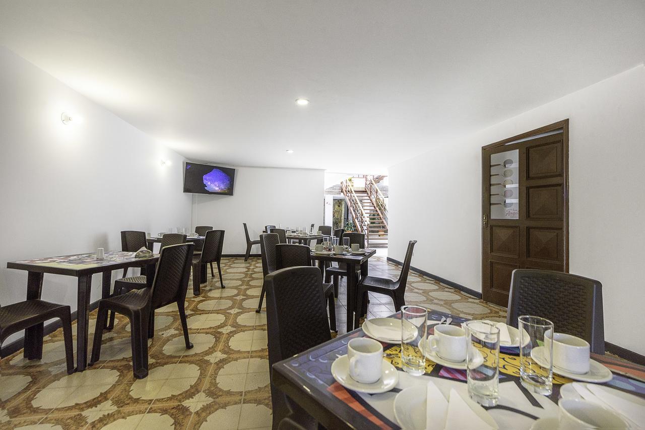 Hotel San Angel Corferias Богота Экстерьер фото