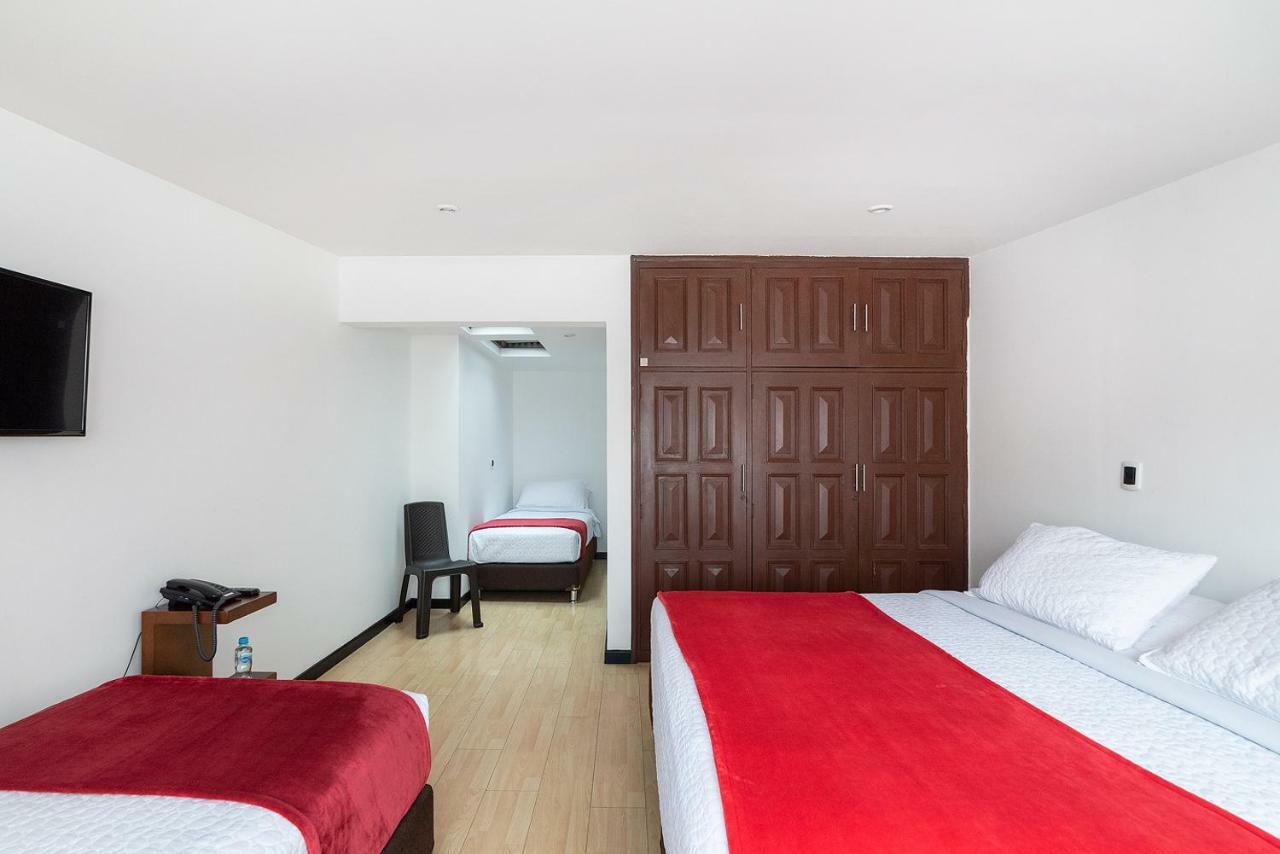 Hotel San Angel Corferias Богота Экстерьер фото
